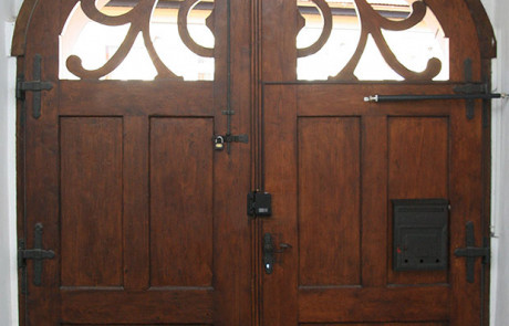Door-closer DIREKT on round arch door