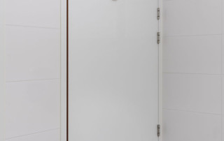 Door damper V 1600 on white door
